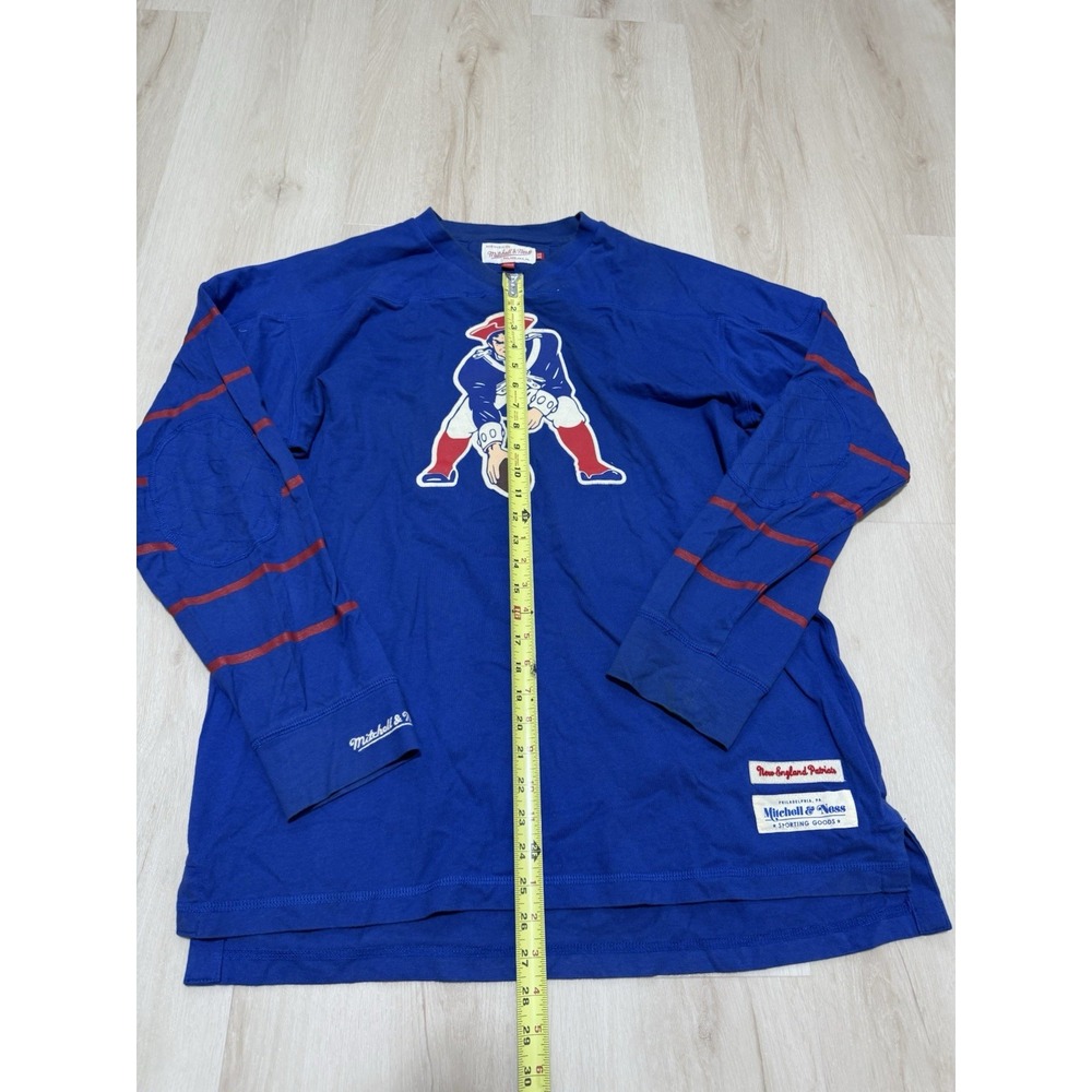 New England Patriots Mitchell & Ness NFL Men's XL Long Sleeve Shirt Throwbacks - Picture 2 of 8